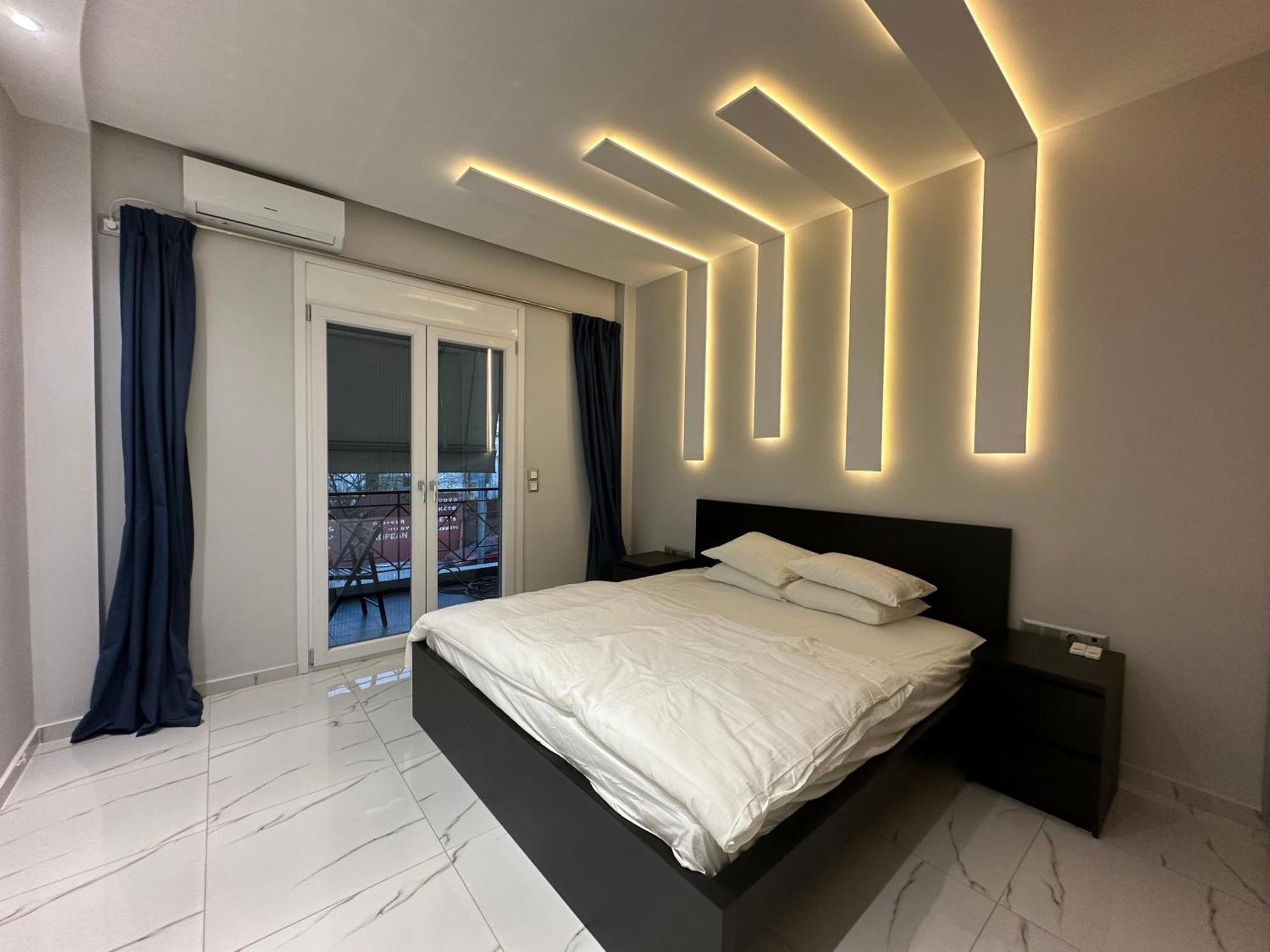 Warm And Modern Brand New Apartment Pireus Exteriör bild